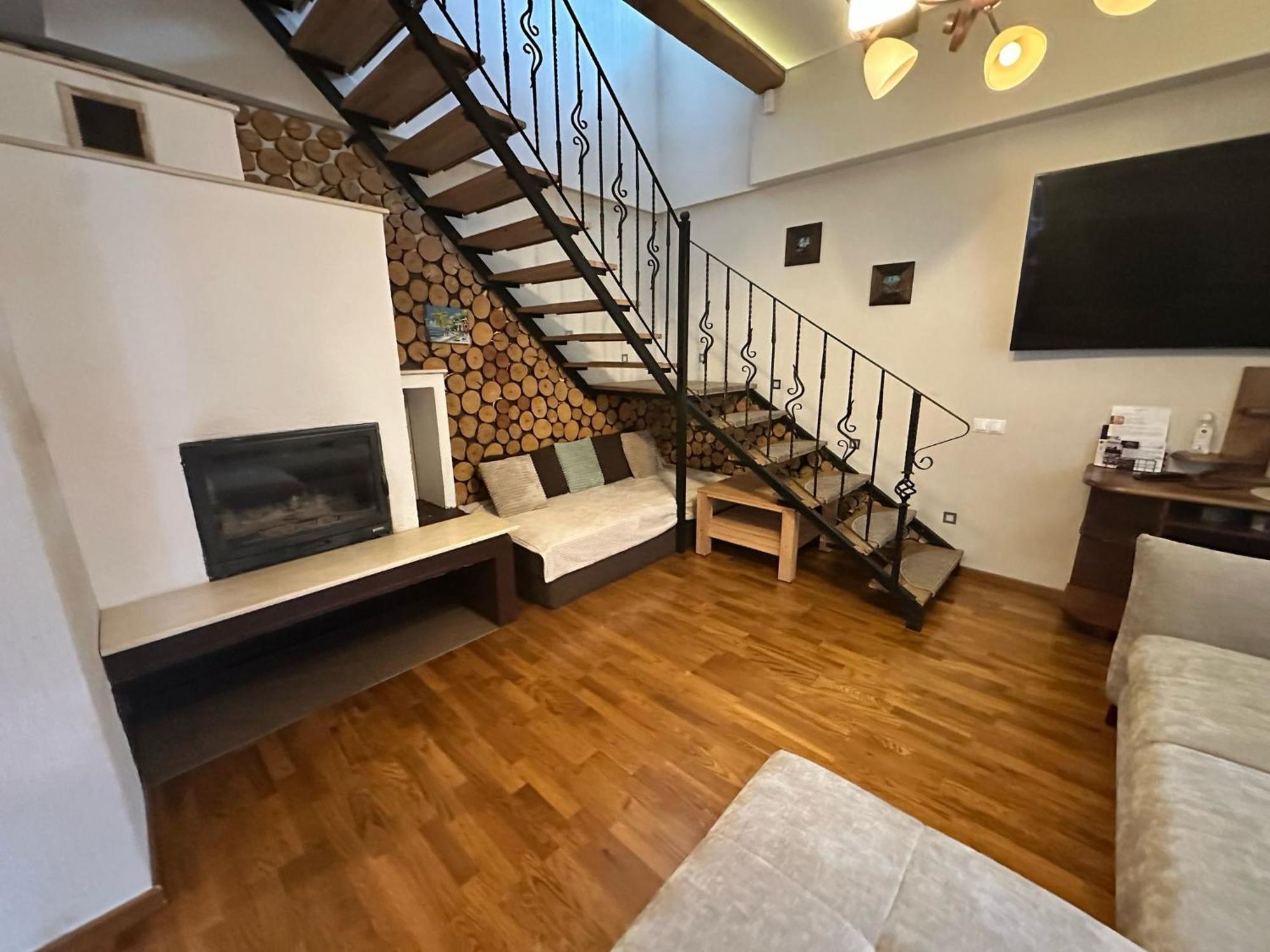 Real Home 1 Sybin Zewnętrze zdjęcie
